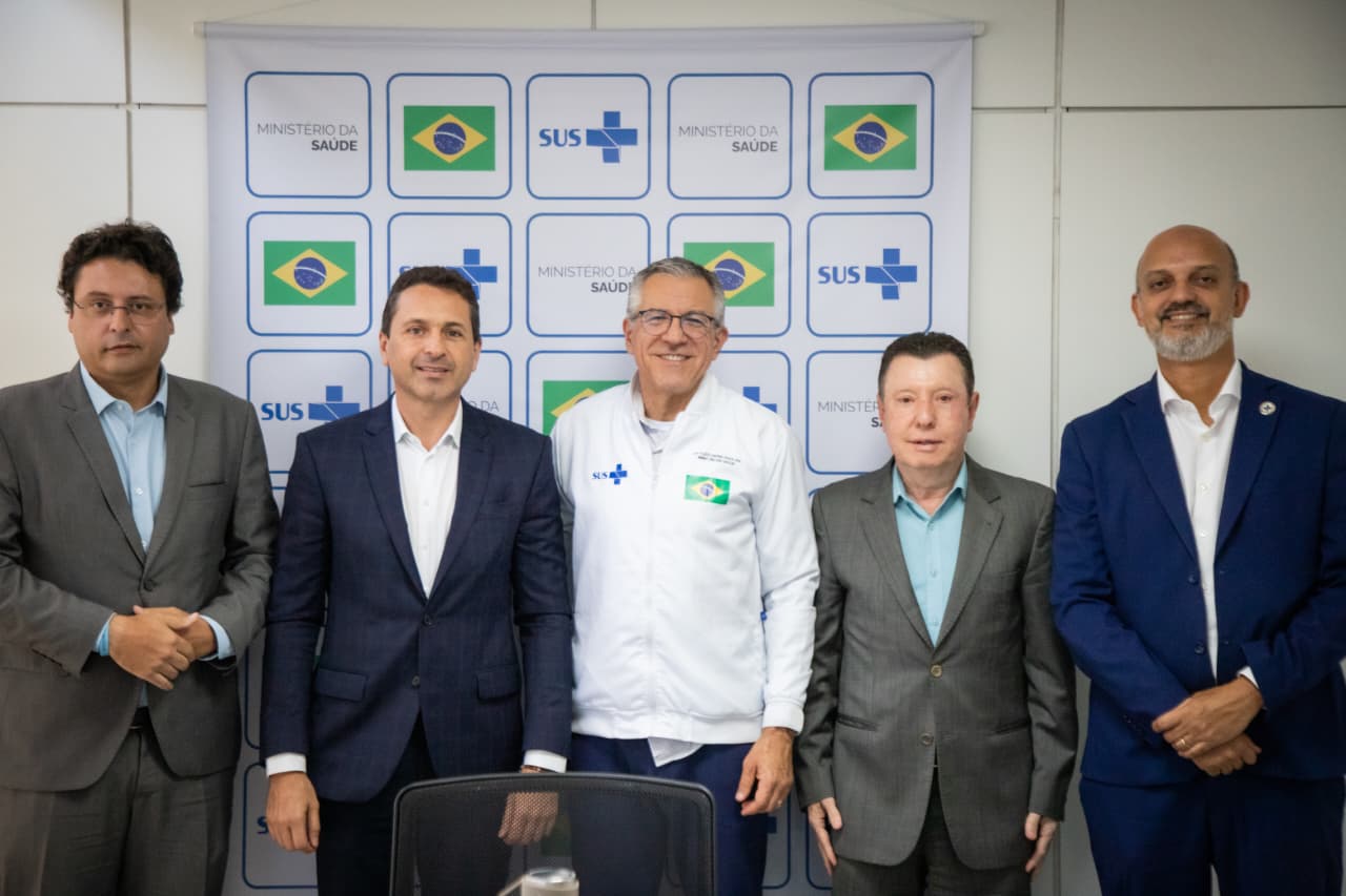 Em agenda com ministro da Saúde, prefeito Vilela busca novos investimentos para saúde de Aparecida