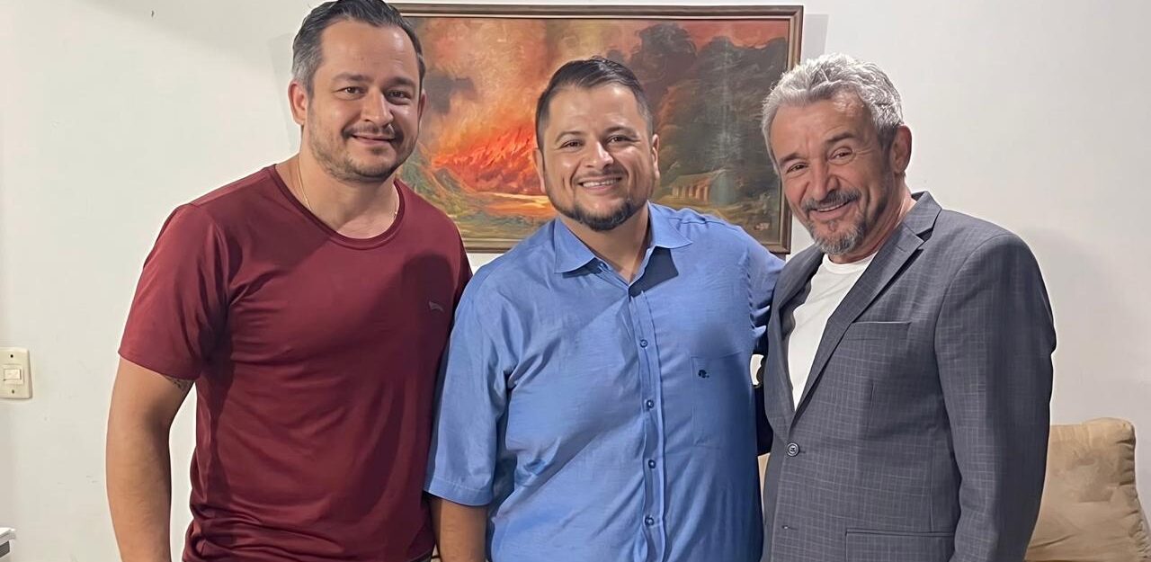 Ezizio Barbosa declara apoio à Gustavo Mendanha e dobradinha com Willian Panda na região leste