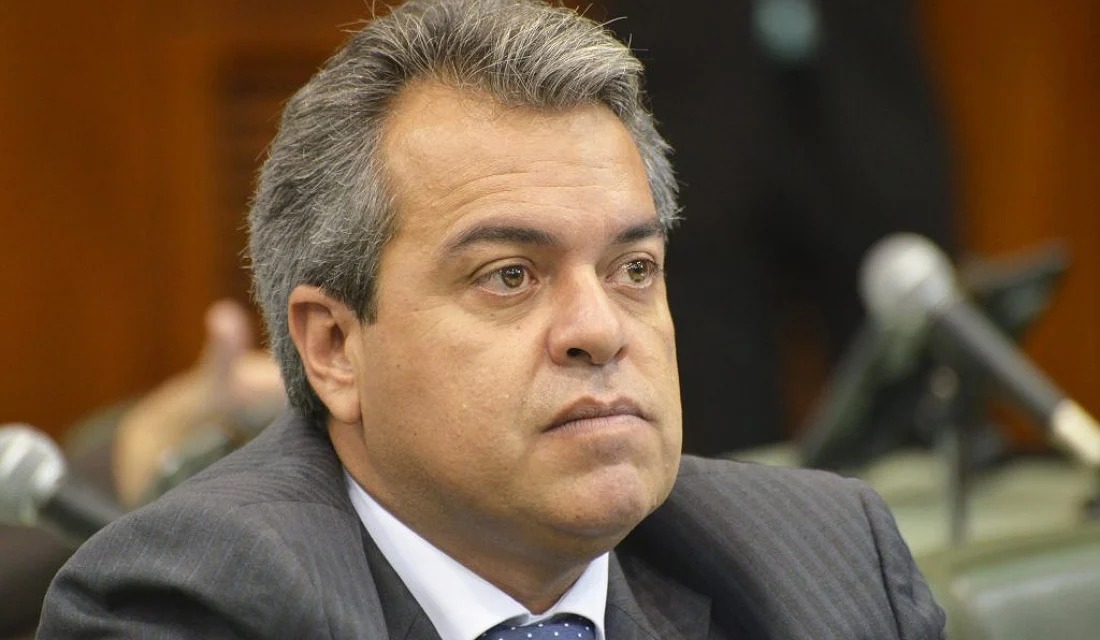 Quem é Ernesto Roller? Veja número, trajetória e propostas ao Senado
