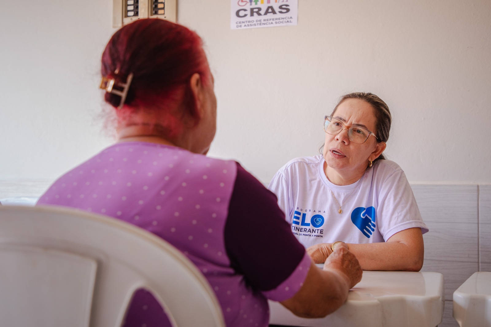 Elo Itinerante leva tarifa social, vagas de trabalho e serviços ao Residencial Leblon