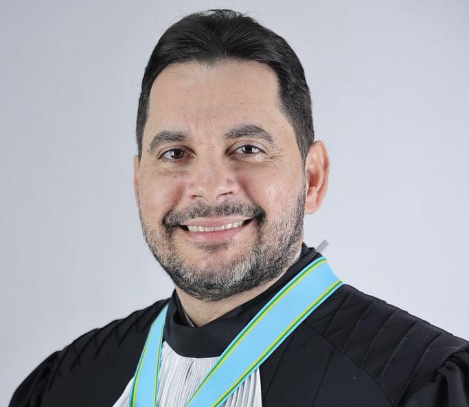 PF faz operação no gabinete de desembargador que foi auxiliar de Nunes Marques