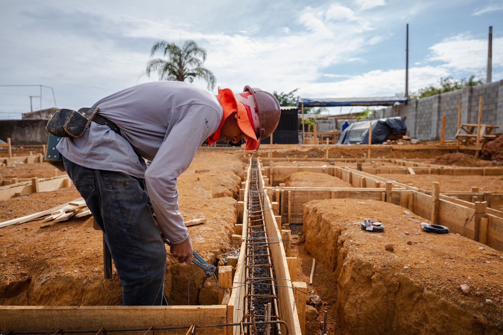 Obras do novo CAPS III seguem na Vila Esperança; unidade também irá atender pacientes com vício em jogos e apostas