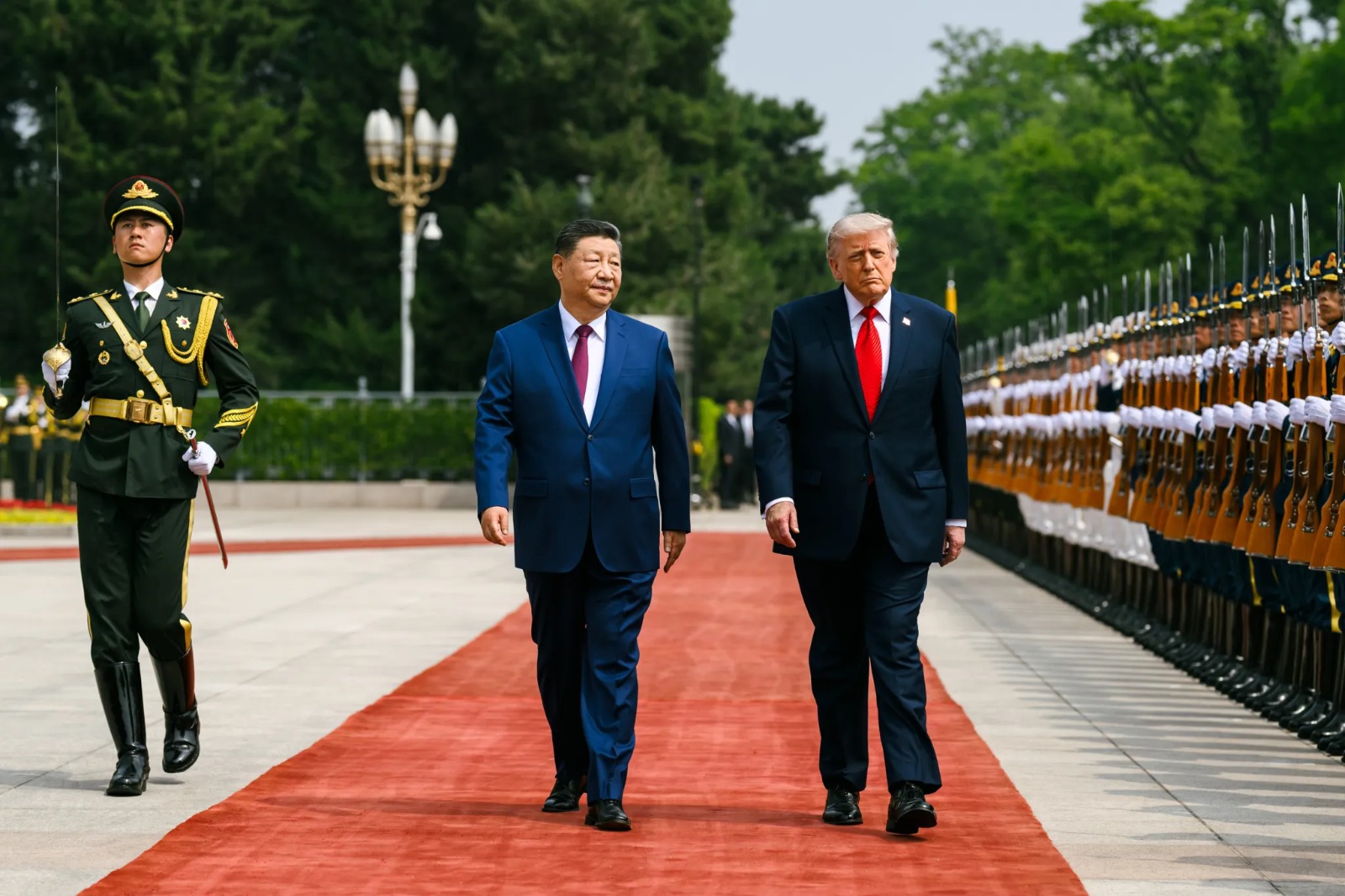 Trump e Xi reduzem tarifas, mas disputa continua; veja o impacto para o Brasil