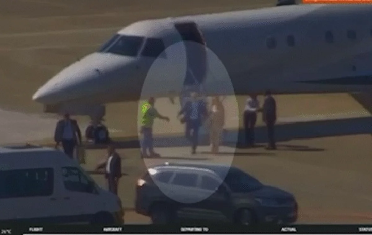 Legacy 650: conheça o jato ligado a Vorcaro no qual Moraes aparece desembarcando