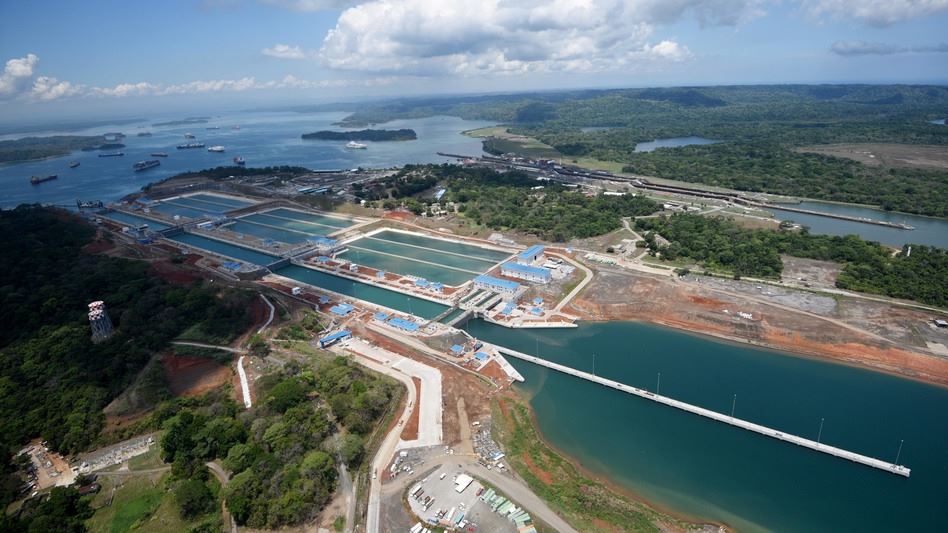 El Niño leva Canal do Panamá a reduzir passagem de navios após queda no nível dos reservatórios