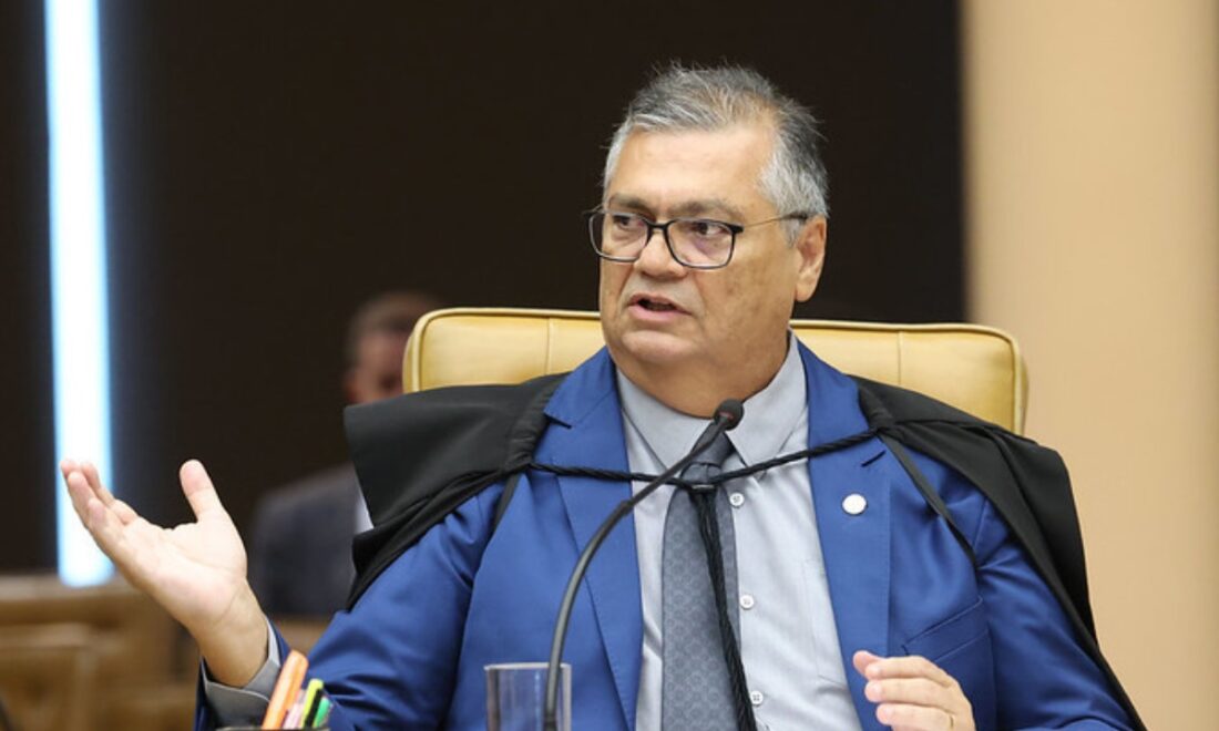 Flávio Dino determina reintegração de Andrei Rodrigues ao comando da PF