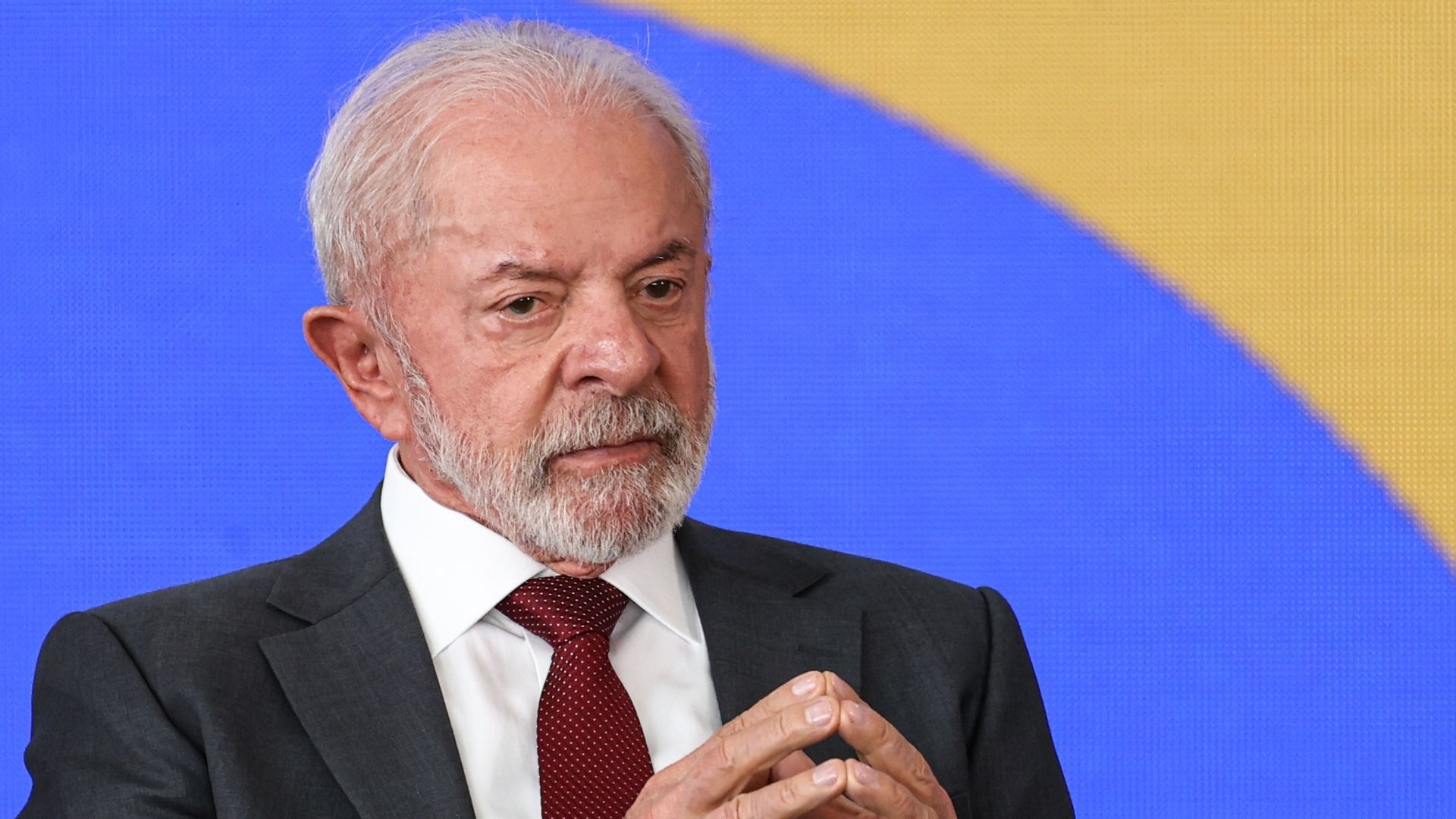 Petistas admitem que Lula terá de governar ao centro se for reeleito