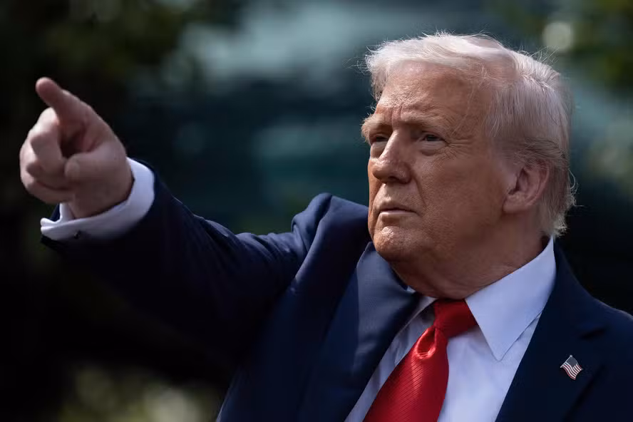 Trump diz que EUA podem ficar no Irã e controlar petróleo do país