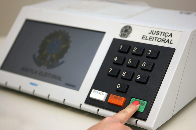 Voto útil ganha espaço na reta final das eleições; entenda como funciona