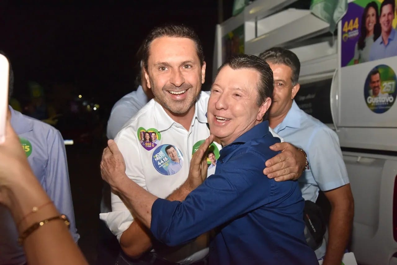 Prefeito Vilela pede votos para José Nelto e destaca recursos para Aparecida