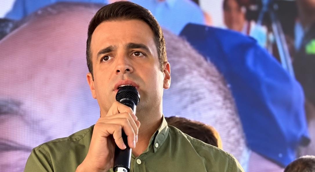 PSDB de Goiás anuncia apoio a Flávio Bolsonaro no segundo turno