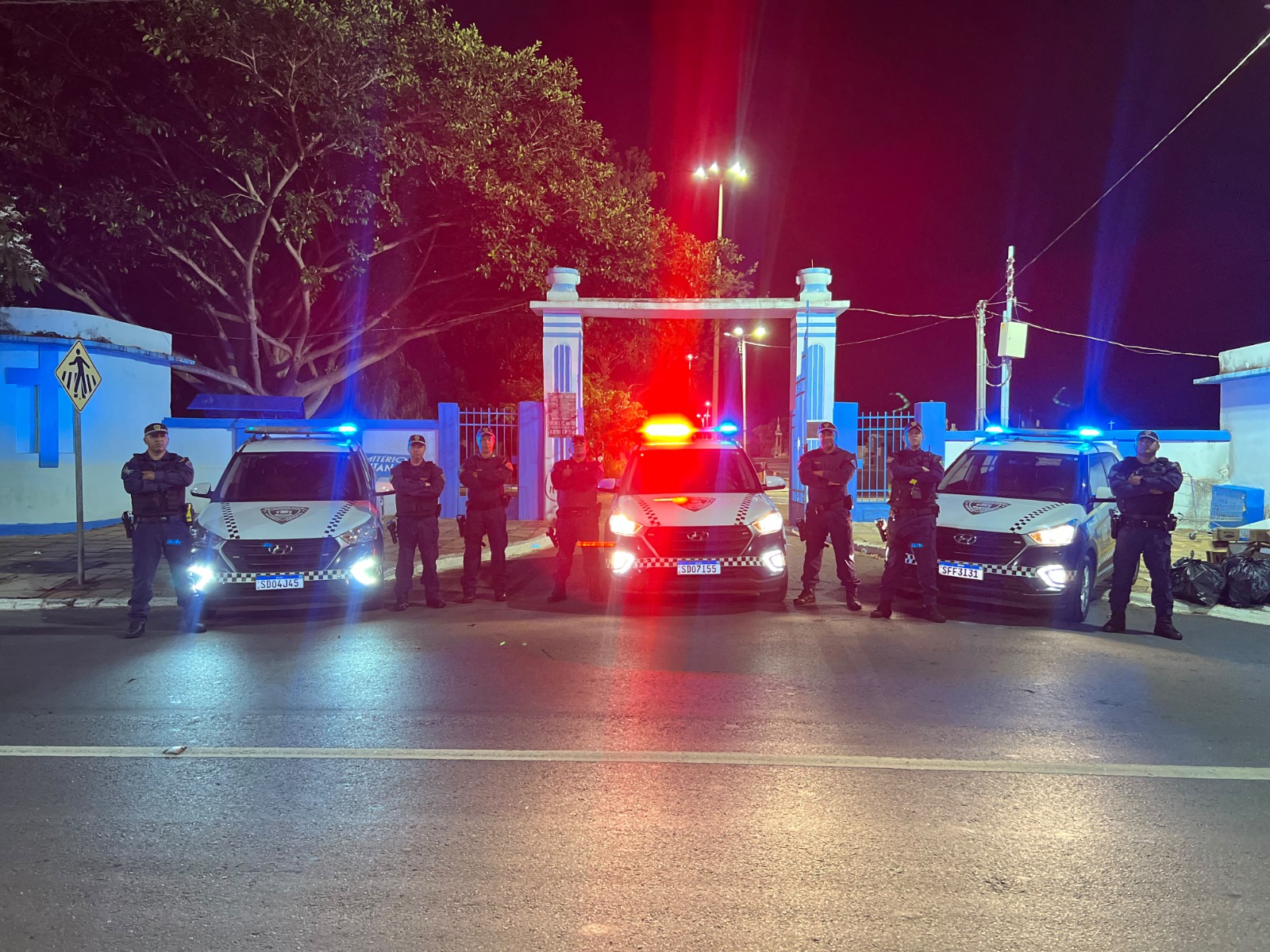 GCM intensifica patrulhamento em cemitérios de Goiânia durante o feriado de Finados