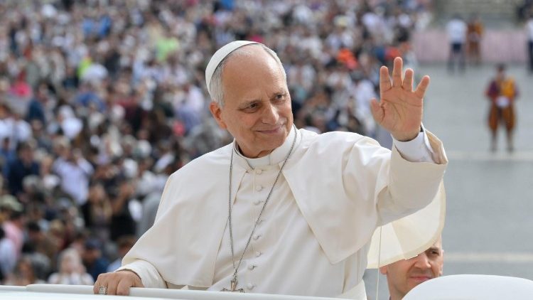 Papa Leão XIV tem câncer de pulmão confirmado em cirurgia